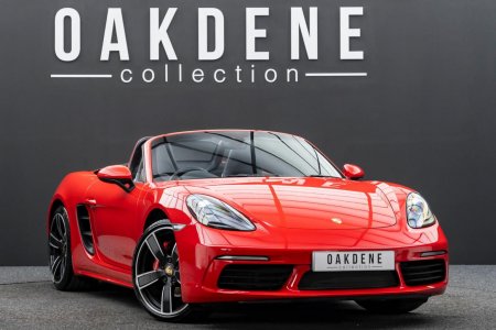 PORSCHE 718