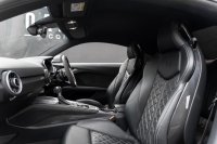 AUDI TT RS